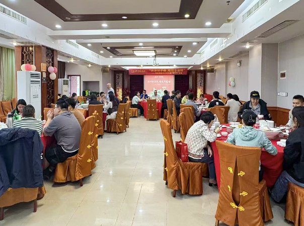 冬至饺子香，温情聚Z6官网